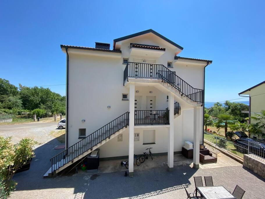 Apartment Beautiful In Ika, Opatija
