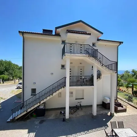 Beautiful Apartment In Ika, Opatija Lovran Exteriör bild